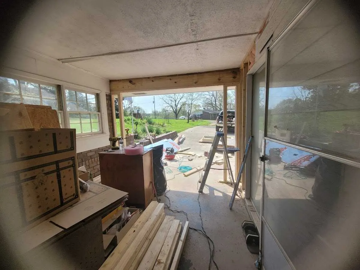 Air movers and dehumidifier for Drying & Dehumidification in Kettering